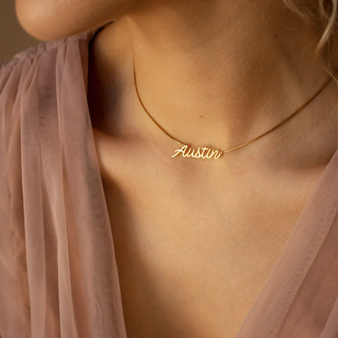 Fine Venetian Chain Personalized Name Necklace