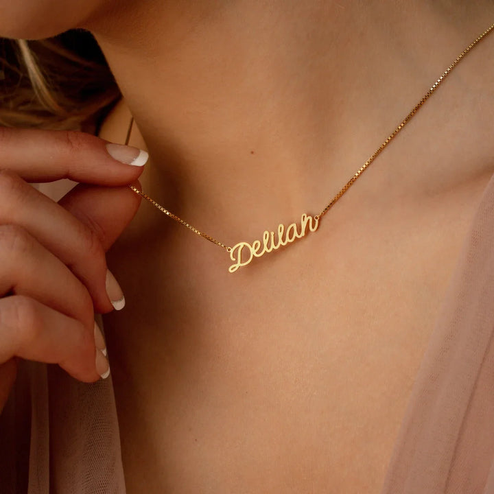 Fine Venetian Chain Personalized Name Necklace