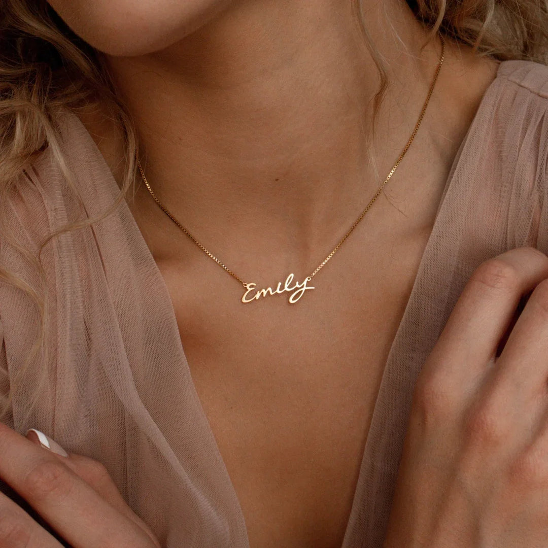 Fine Venetian Chain Personalized Name Necklace